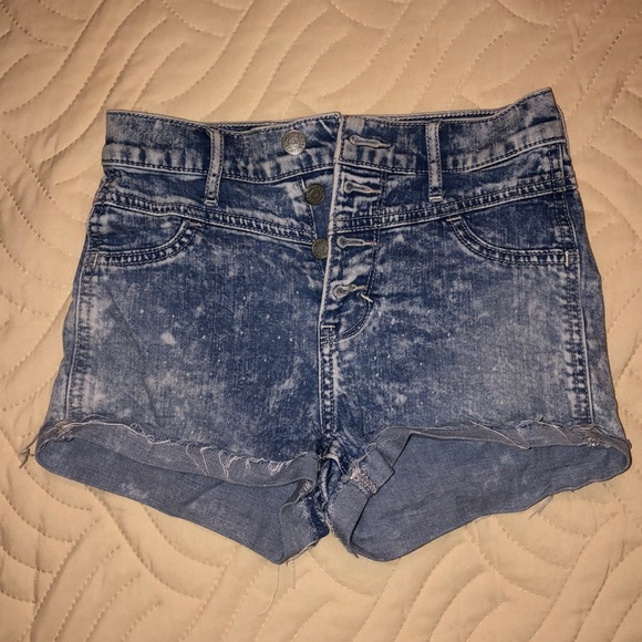 Hollister High Waisted Jean Shorts - Picture 1 of 3